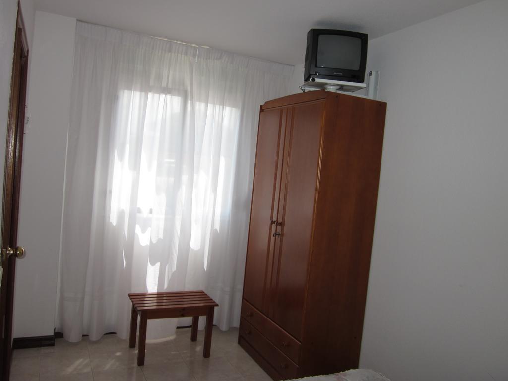 Habitaciones Lopez Azcona Noja Pokoj fotografie