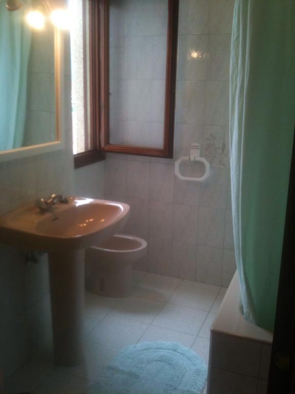 Habitaciones Lopez Azcona Noja Exteriér fotografie